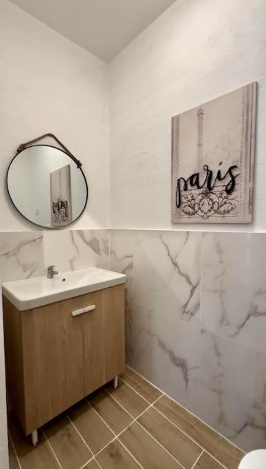 Charmant 3 Pieces Idealement Situe Menton Exterior photo